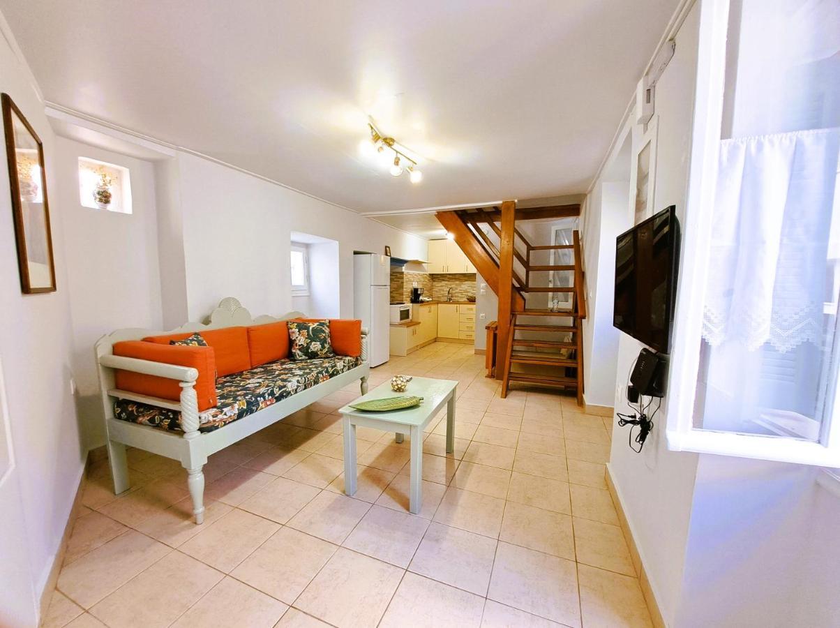 Giasemi Traditional House Poros Town Luaran gambar